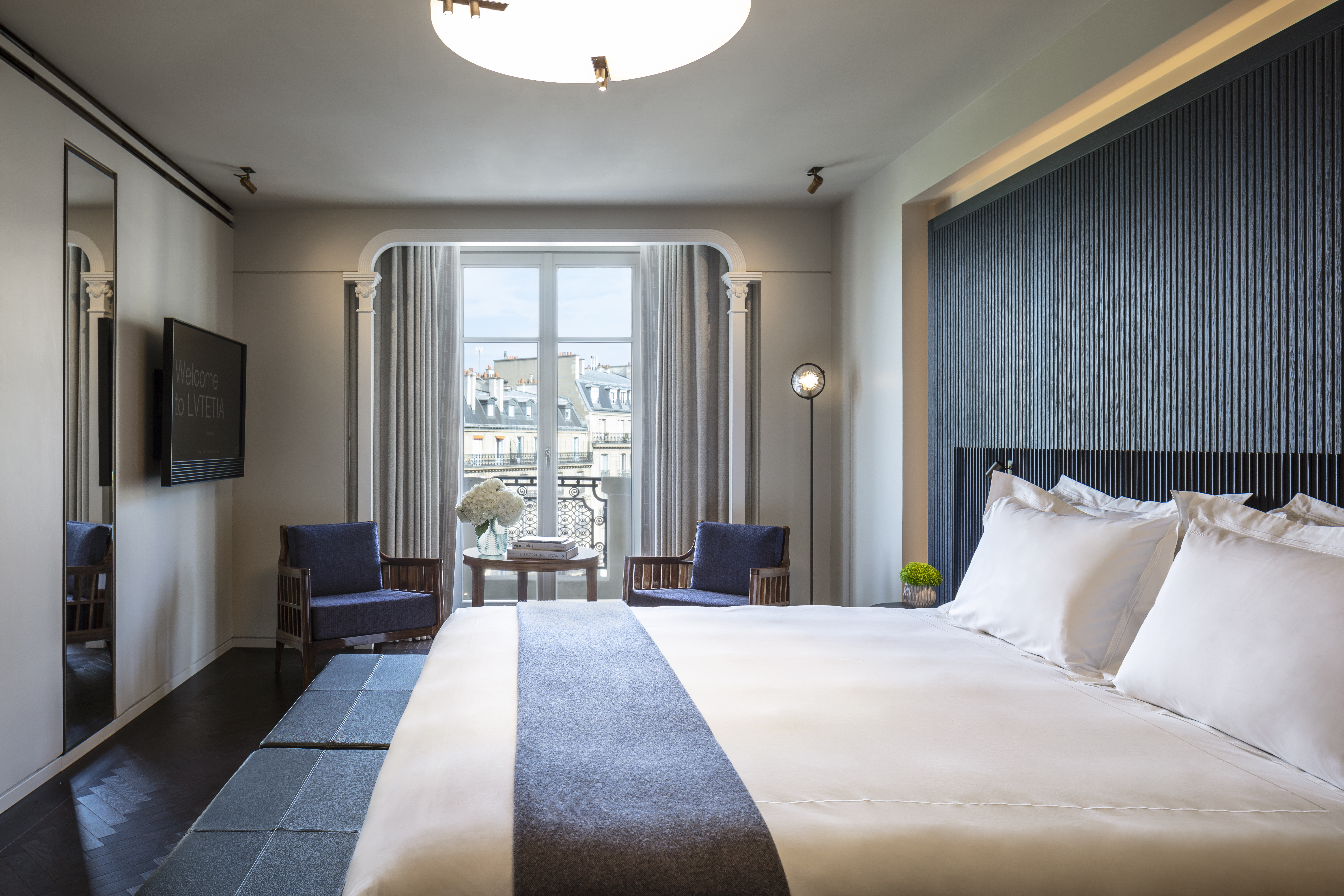 Lutetia Paris - Eiffel Deluxe Room With Balcony - Bedroom 1