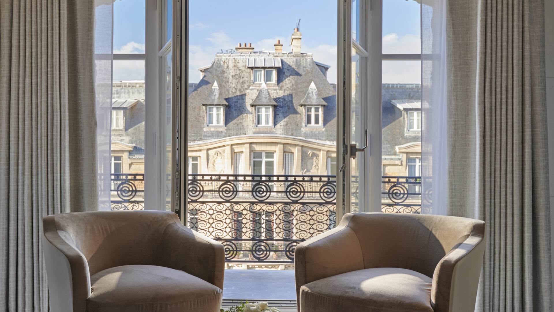 Lutetia Paris - Suite Isabelle Huppert - View 2